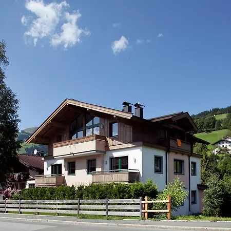 Penthouse Brixen Daire Brixen im Thale